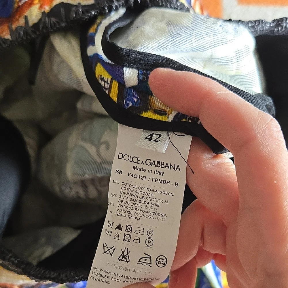 Dolce & Gabbana Black Blue Graphic Skirt, Authentic, Italian Chic, Riviera Style - Picture 10 of 10